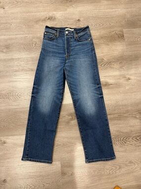 Levi’s ribcage straight